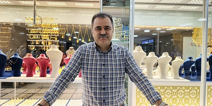 Küresel Gerginlikler Altını Güçlendiriyor