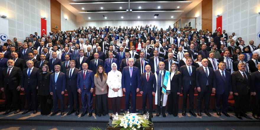 Kurtulmuş: “Depremin Travmalarının Tamamı Geride Kalacak Günler Çok Yakın”