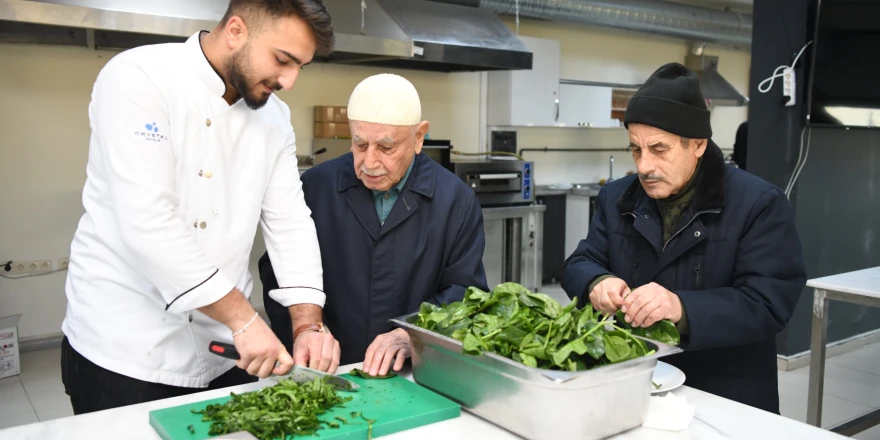 Lezzetli Miraslar: Fastfood Karşısında Kuşaklar Arası Dayanışma
