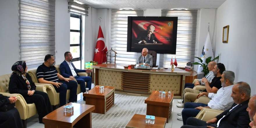 MAGİNDER’ den Depremzede Doğanşehir’e Moral Ziyareti