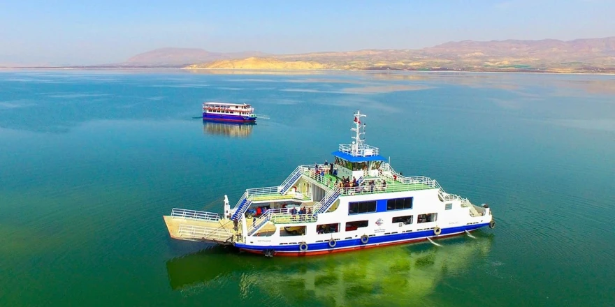 Malatya-Baskil Arası Feribot Sefer Saatlerinde Değişiklik Yapıldı