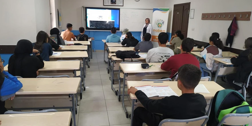 MALATYA BÜYÜKŞEHİR BELEDİYESİ EĞİTİM MERKEZİ ÖĞRENCİLERİ SINAVA HAZIR