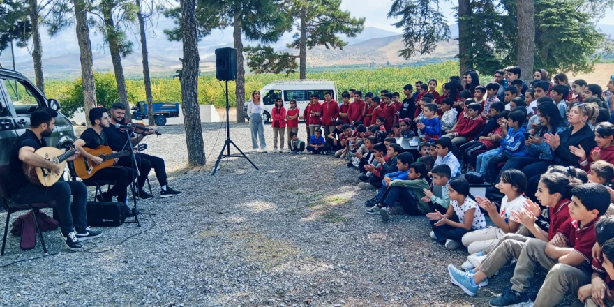 Malatya Büyükşehir Belediyesi'nden Öğrencilere Moral Etkinliği