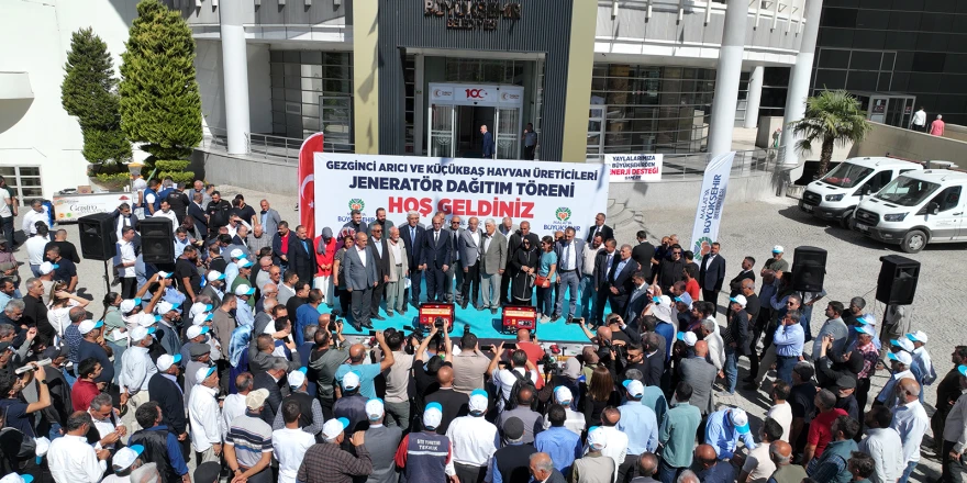 Malatya Büyükşehir Belediyesinden Üreticilere Jeneratör Ve Sıvat Desteği