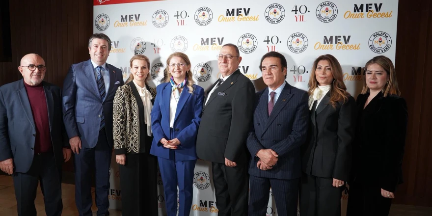 Malatya Eğitim Vakfı’nın 40’ıncı Yıl  Onur Gecesi’nde geleceğe güven mesajı