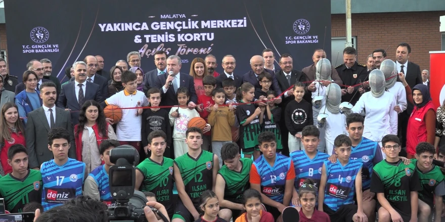 “Malatya gençlerle birlikte ayağa kalkacak, sporla yükselecek”
