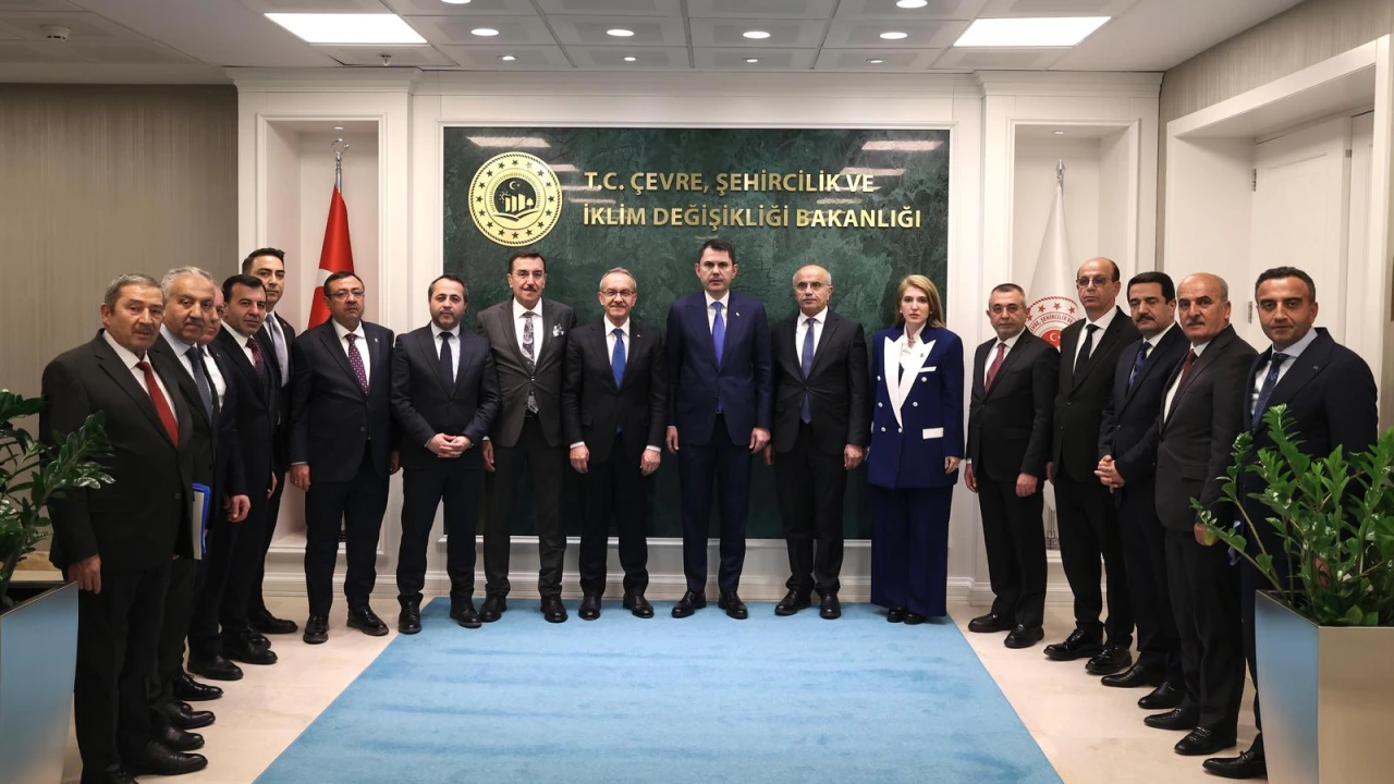 -Malatya heyeti Ankara’da Bakan Murat Kurum ile görüştü