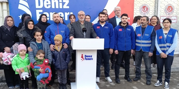 Malatya’da Depremzedeler İçin Geçici Giyim Mağazası Açıldı