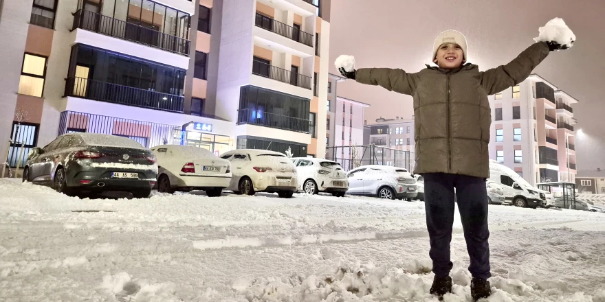 Malatya’da eğitime kar engeli: 12 Ocak’ta okullar tatil edildi