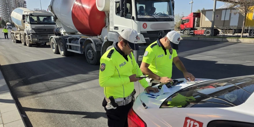 Malatya’da Hafriyat Kamyonları ve Beton Mikserlerine Sıkı Denetim