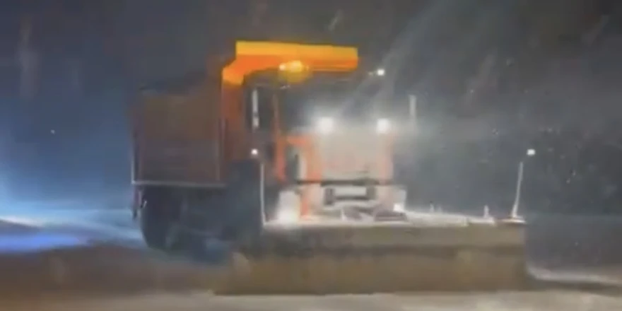 Malatya’da kar ulaşımı zorluyor, kritik güzergâhlarda kontrollü trafik uygulanıyor