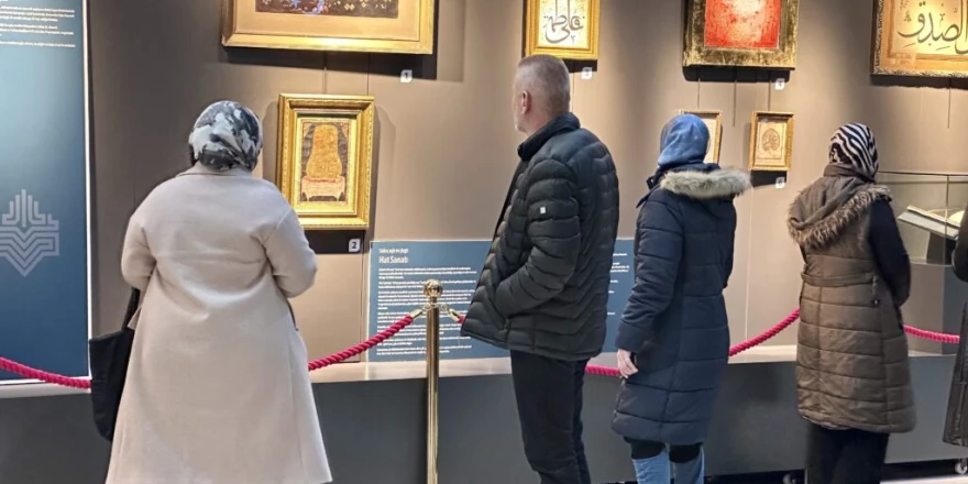Malatya’da Ramazan’a Manevi Dokunuş: Kutsal Emanetler Sergisi Büyük İlgiyle Açıldı