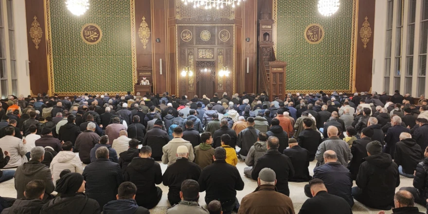 Malatya’da Regaib Kandili Coşkusu