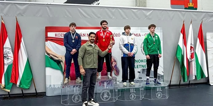 Malatyalı Güreşçilerden Büyük Başarı: U20 Milli Takım Şampiyon Oldu