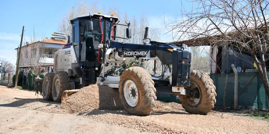 Başkan Geçit, “Dilek Mahallesi’nde Yol Kalitesi Yükseliyor”