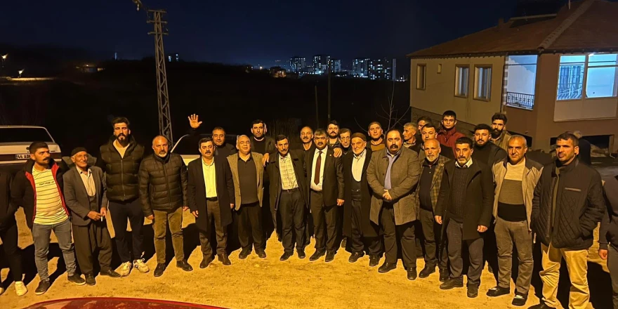 Başkan Karakuş çamurlu mahallesi sakinleri ile bir araya geldi