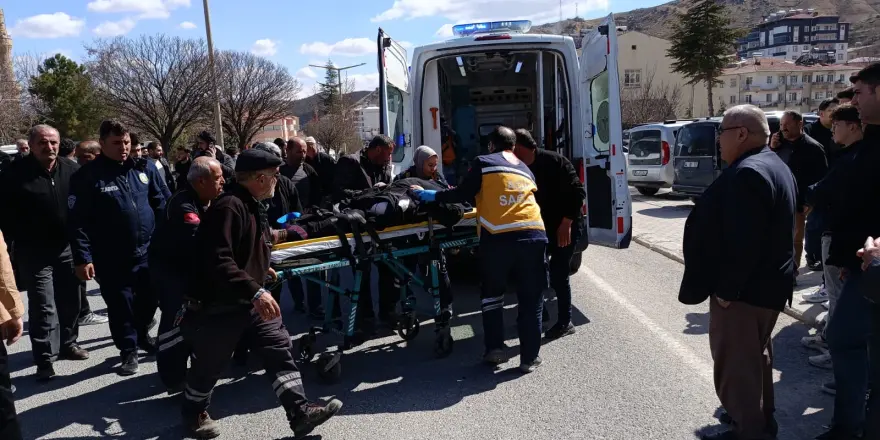 Darende’de Otomobilin Çarptığı Yaşlı Kadın Yaralandı