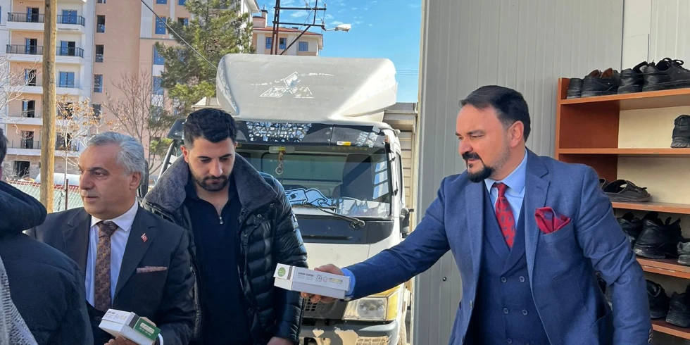 HAYIRSEVER İŞ İNSANINDAN CAMİYE ANLAMLI DESTEK