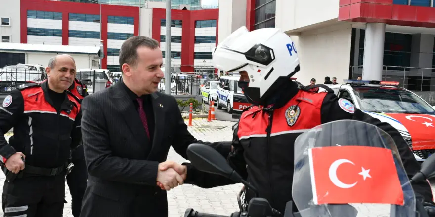 Karademir: İş Dünyası Olarak Her Zaman Kahraman Polislerimizin Yanındayız