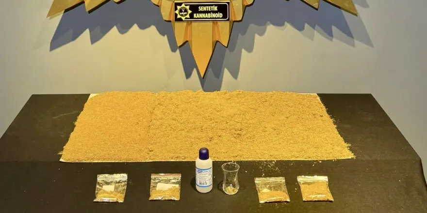 Malatya’da 1,5 Kilo Sentetik Kannabinoid Ele Geçirildi