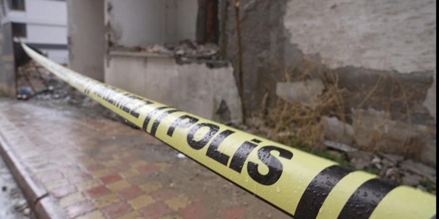 Metruk Binalar Tehlike Saçıyor