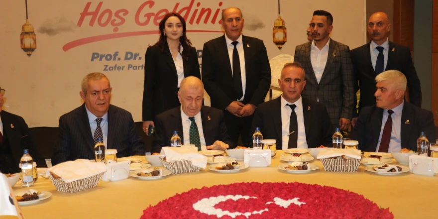 Prof. Dr. Ümit Özdağ Malatya’da teşkilatla iftarda buluştu: “Adalet herkes için eşit uygulanmalı