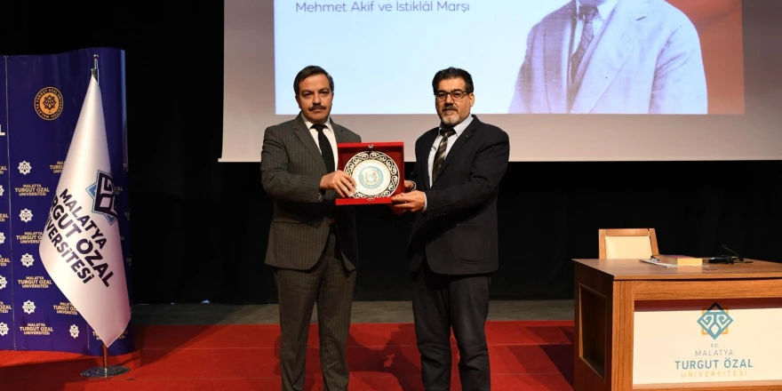 Mehmet Akif Ersoy Ve İstiklal Marşı Konferansı Düzenlendi