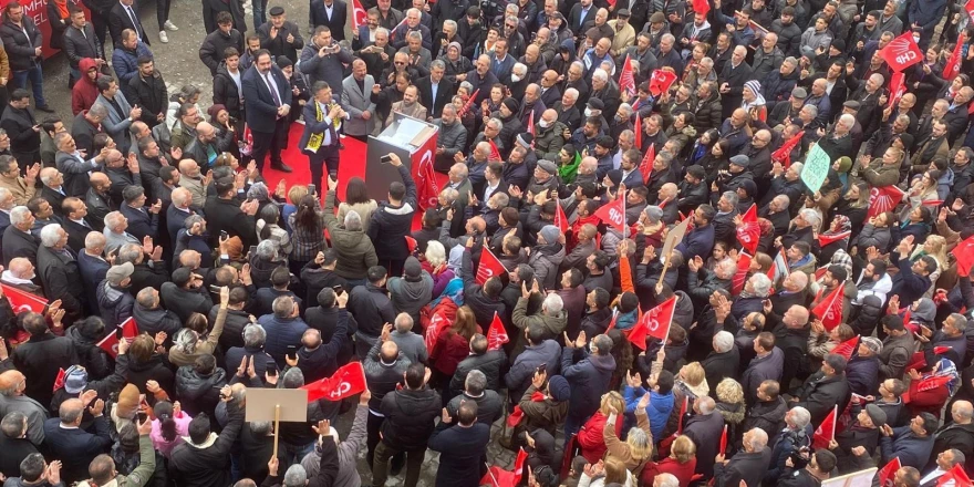 Milliyetçilik Kentin Hakkı Yendiğinde Yakasından Tutmakla Olur