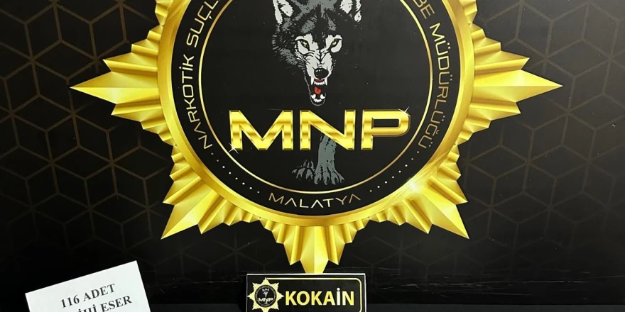 Narkotik Operasyonda Kokain Ve Sikke Ele Geçirildi