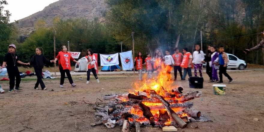 Öğrencilerinden Arapgir’de Doğa Ve Tarih Kampı