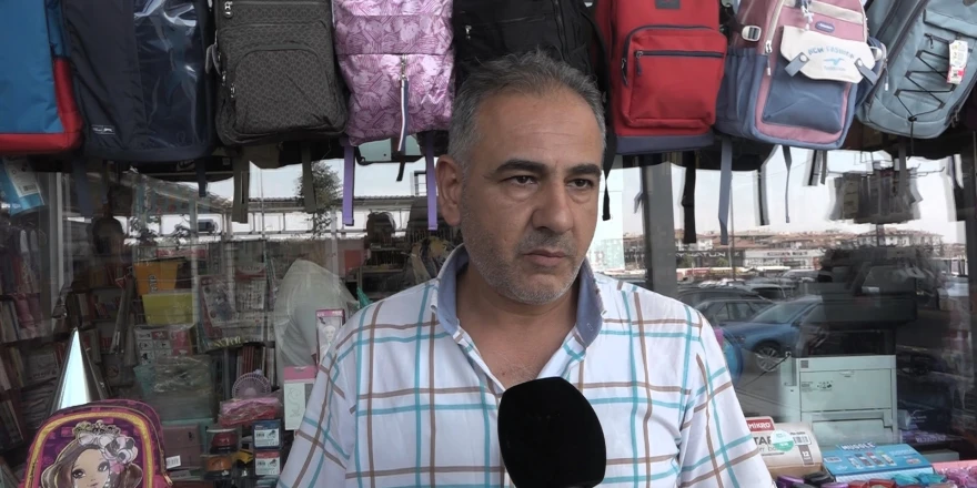 Okullar Pazartesi açılıyor, kırtasiye fiyatları el yakıyor