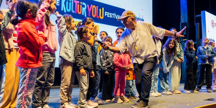 Sanatın Renkleriyle Dolu Bir Gün Daha: Malatya’da Festival Coşkusu Sürüyor