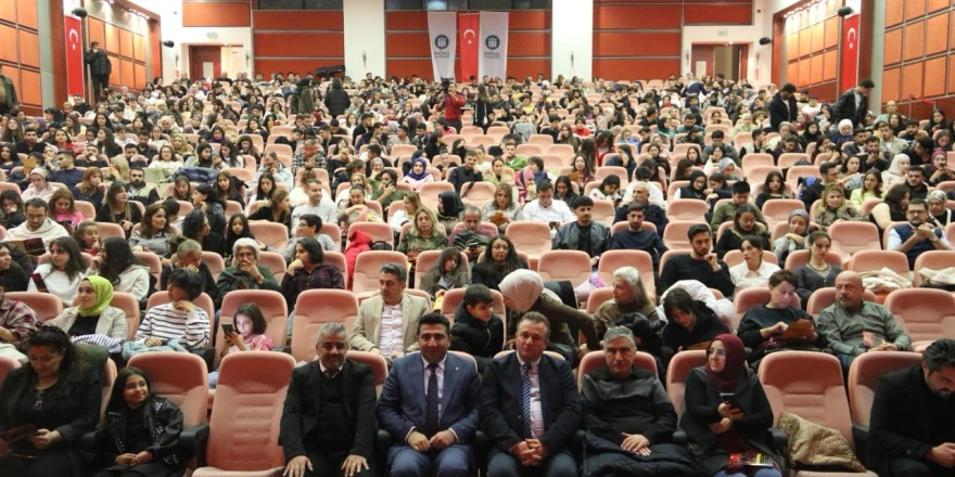 Solo Keman Konseri Üniversitede Yoğun İlgi Gördü