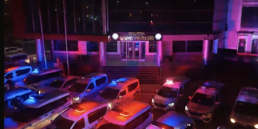 Suç Örgütlerine Yönelik Operasyonda 15 Şüpheli Tutuklandı