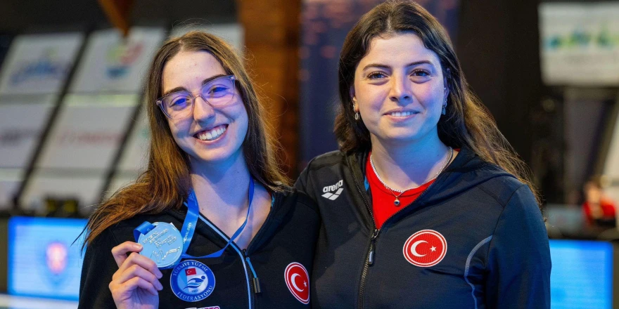 Türk Yüzme Tarihinde Bir İlk!