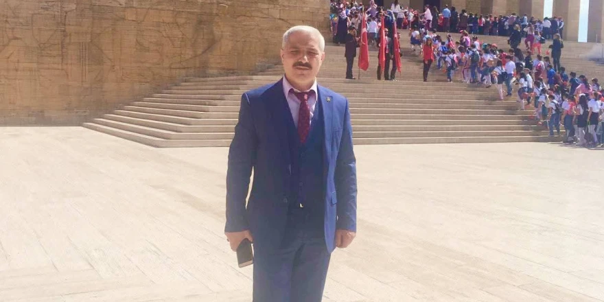 Türkiye Cumhuriyeti'nin 102. Yılı Cumhuriyet Gururuyla Birlikteyiz”