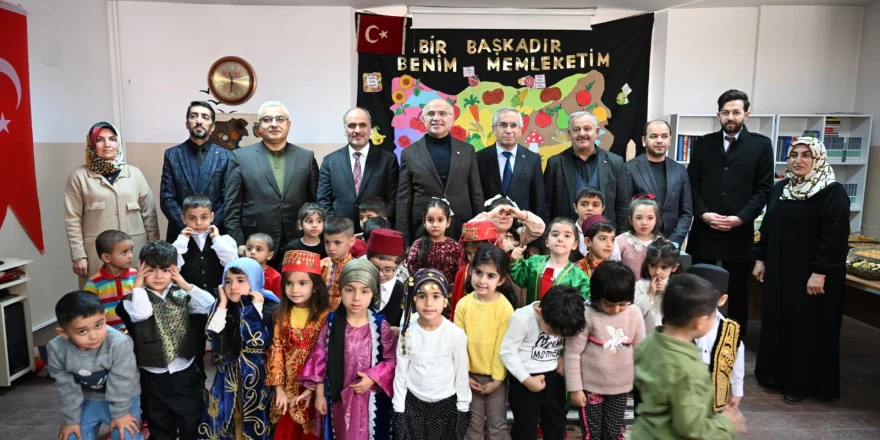 Tutum, Yatırım ve Türk Malları Haftası’nda konuşan Başkan Er,