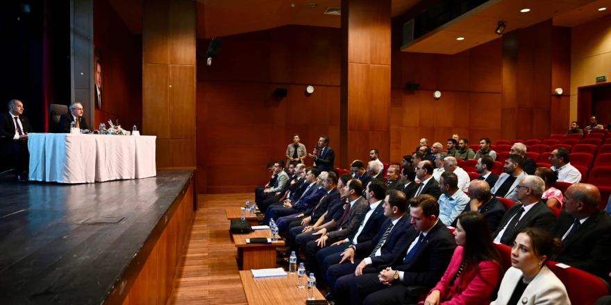 Vali Yavuz Başkanlığında İl Hayvanları Kurulu Toplantısı Gerçekleşti