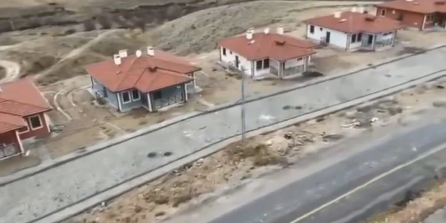 Vali Yavuz: Duranlar Mahallesi’nde 11 Kırsal Konutun Anahtar Teslimine Başladık