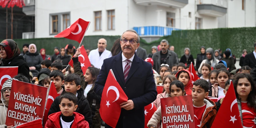 Vali Yavuz: Türkiye Yüzyılı Maarif Modeli Geleceğin Nesillerini İnşa Ediyor