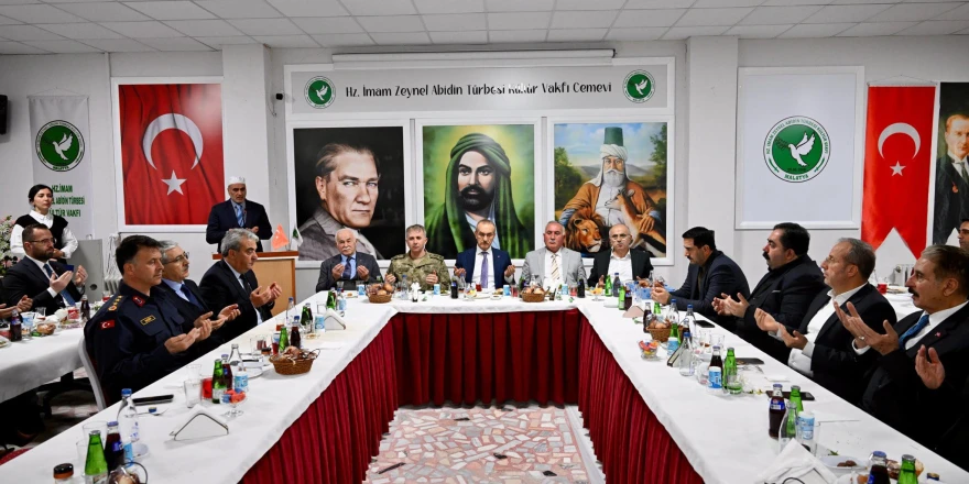 Vali Yavuz, Zeynel Abidin Vakfı’nın Düzenlediği İftar