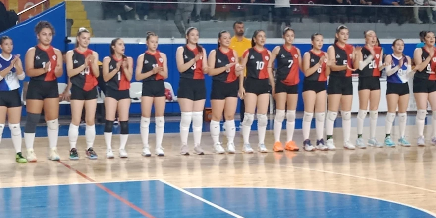Voleybol Kadınlar Liginde, Malatya Nicer Hotel  Set Vermeden Kazandı