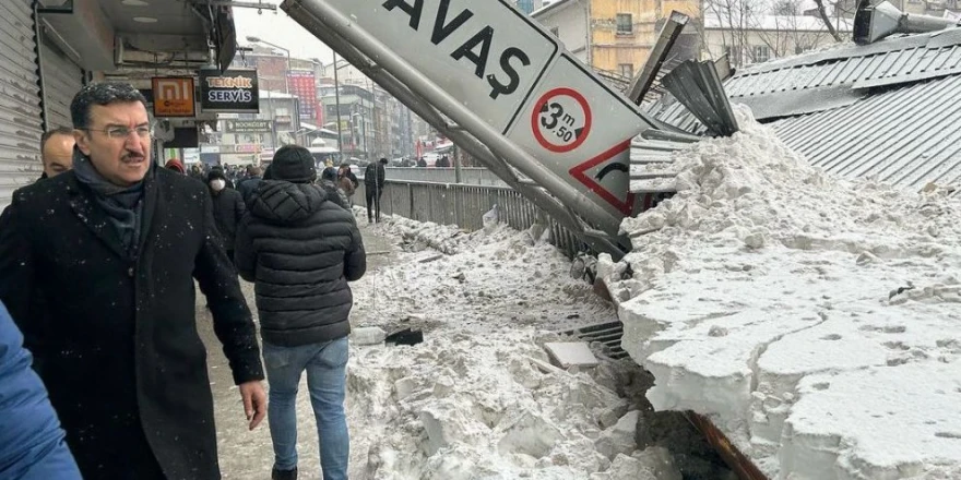 "Yaşadığımız depremi unutmayacağım, unutturmayacağım"