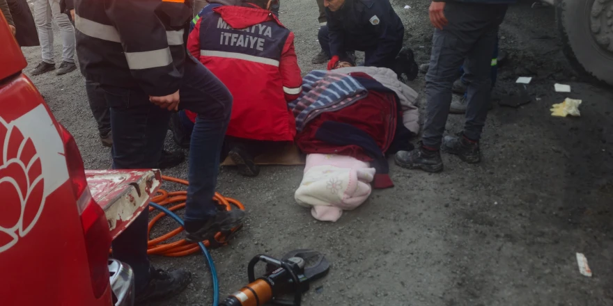 Yazıhan’da Trafik Kazası: İtfaiye Ekipleri Müdahale Etti