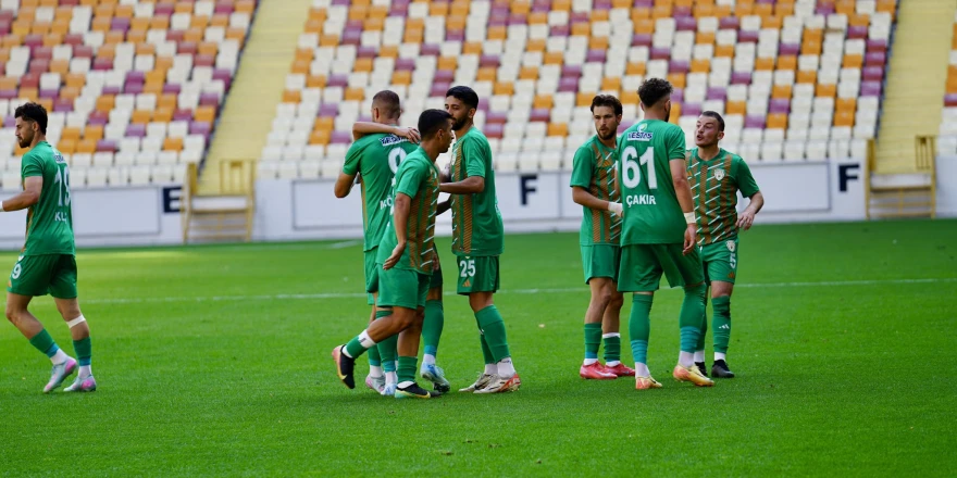 Yeni Malatyaspor, kupada Yeşilyurtspor'a farklı yenildi