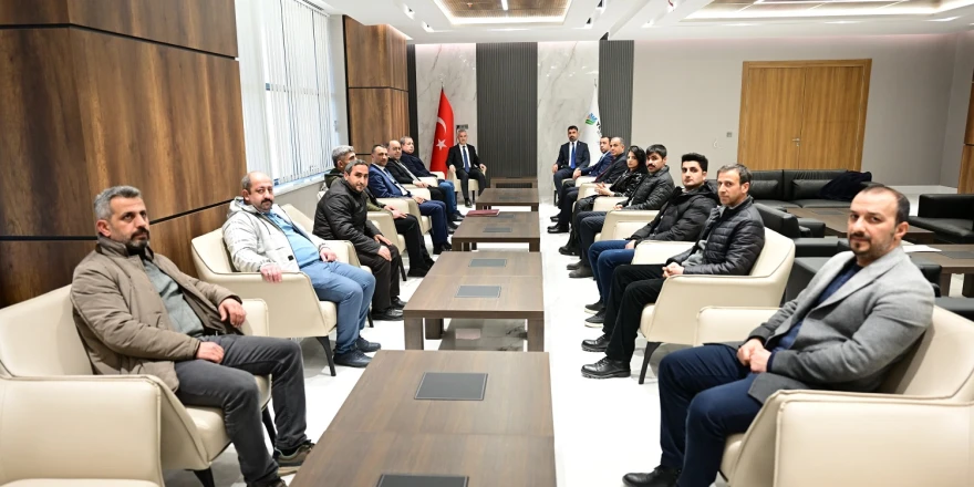 Yeşilyurt Belediye Başkanı Mehmet Çınar’dan Personel Maaşlarına Rekor Zam!