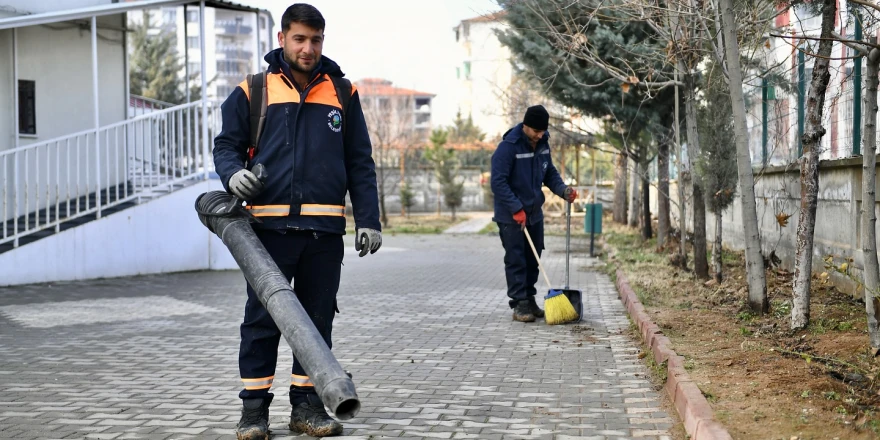 Yeşilyurt Belediyesi’nden Ramazan’da Dört Koldan Temizlik Seferberliği!