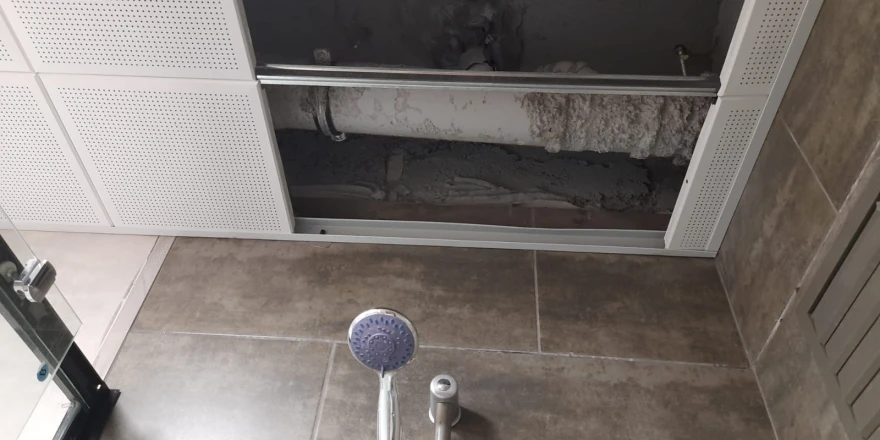 Yeşilyurt TOKİ’de Borular Patladı, Vatandaş Çaresiz