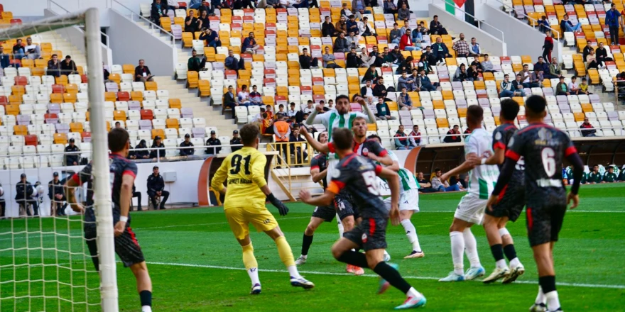 Yeşilyurtspor, Kahramanmaraşspor’a 2-0 Mağlup Oldu