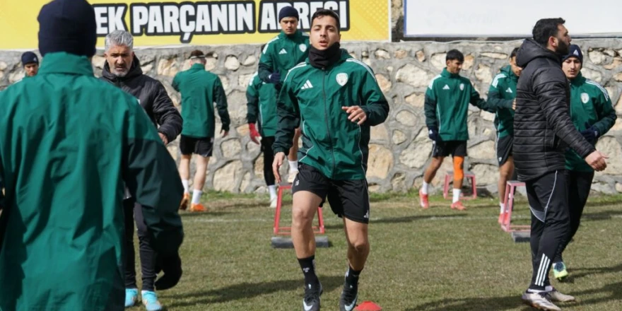 Yeşilyurtspor, Niğde Belediyespor Maçına Hazırlanıyor: Moraller Yerinde